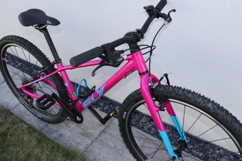 Superior FLY 27 vel. XS