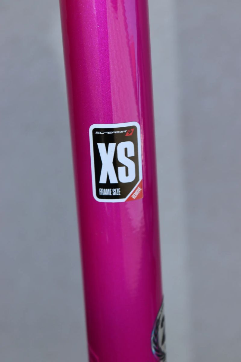 Superior FLY 27 vel. XS