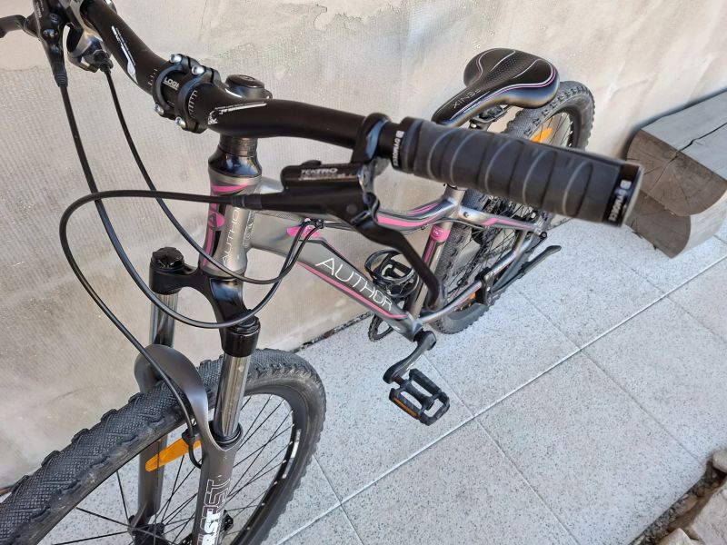 Author ASL 27,5/XS - perfektní stav.