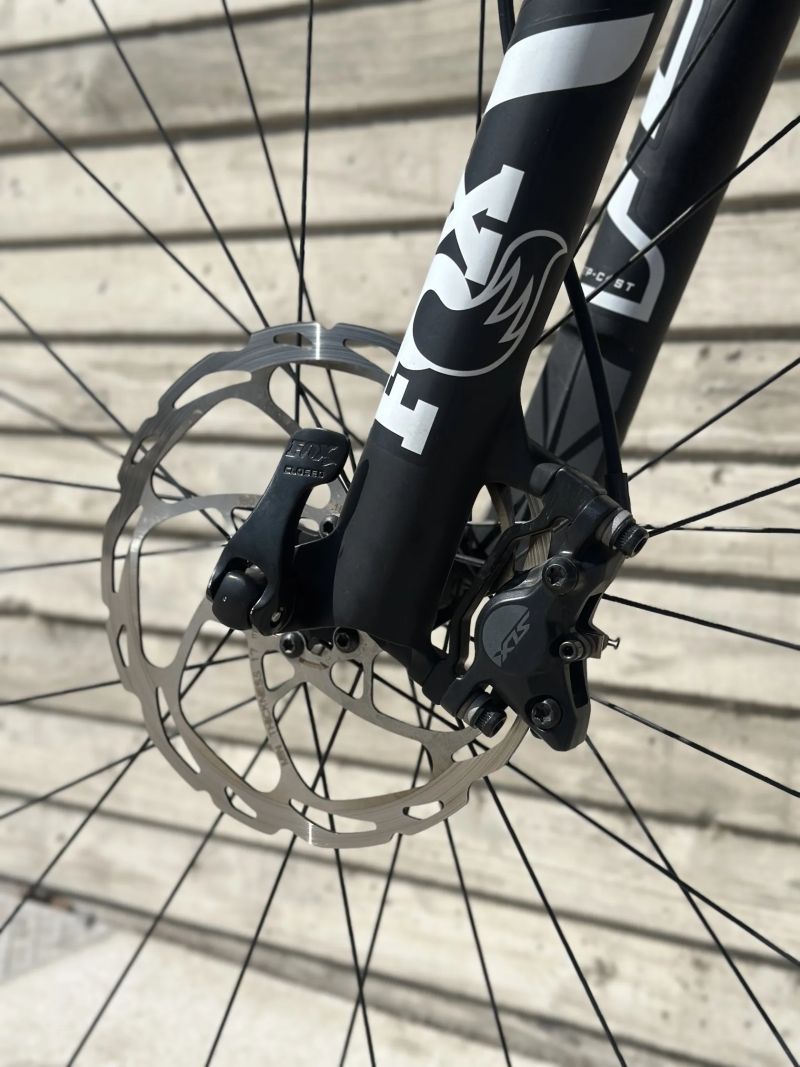 Canyon Lux World Cup CF | M | 2000km