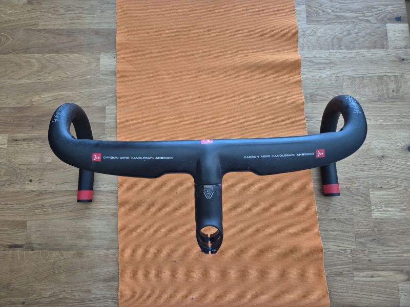 Špičkový karbonový aero kokpit Argon 18 AHB5000 + 3D Headtube