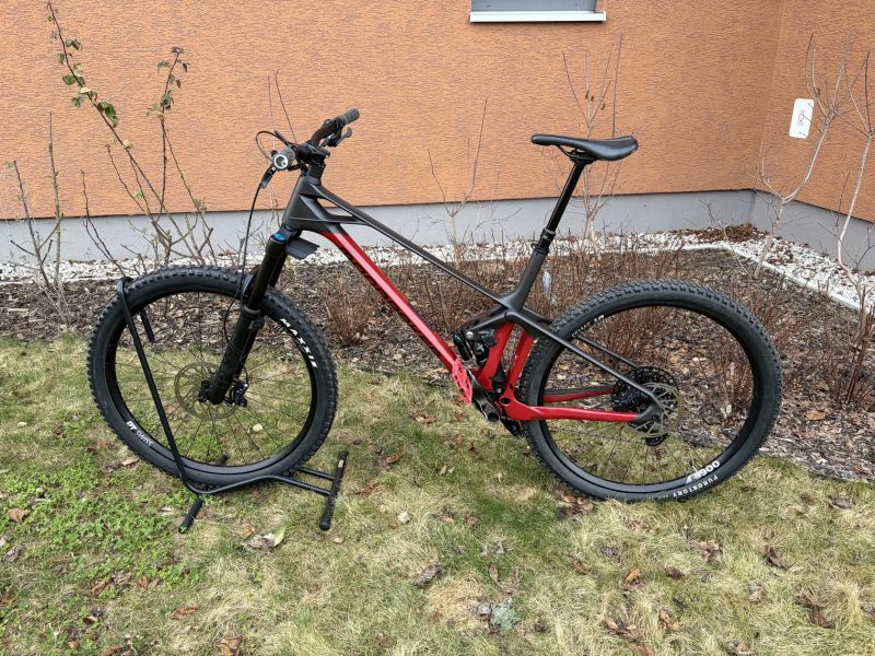 Mondraker Foxy Carbon R 29 2022