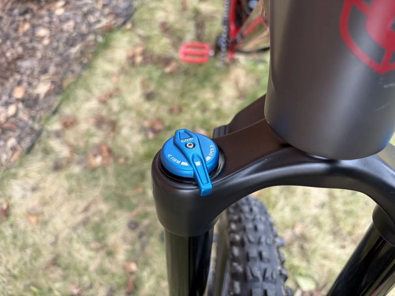 Mondraker Foxy Carbon R 29 2022