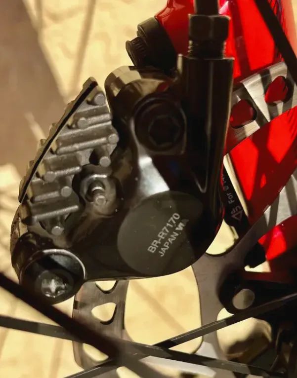 Top silniční karbonové kolo Author Charisma 55 / Shimano 2x12speed / hydraulické br. / pro 186-190cm