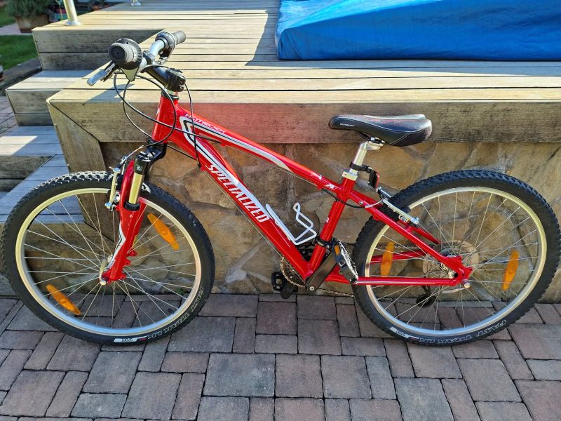 Specialized Hotrock 24