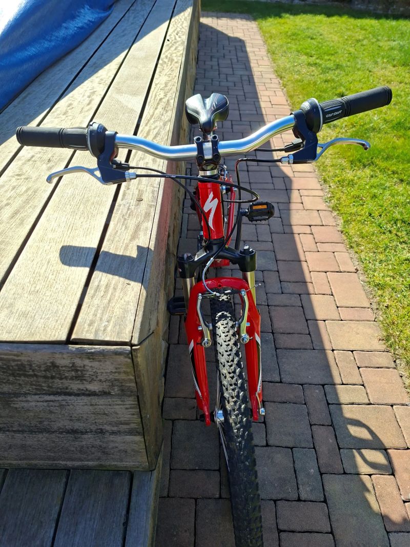 Specialized Hotrock 24