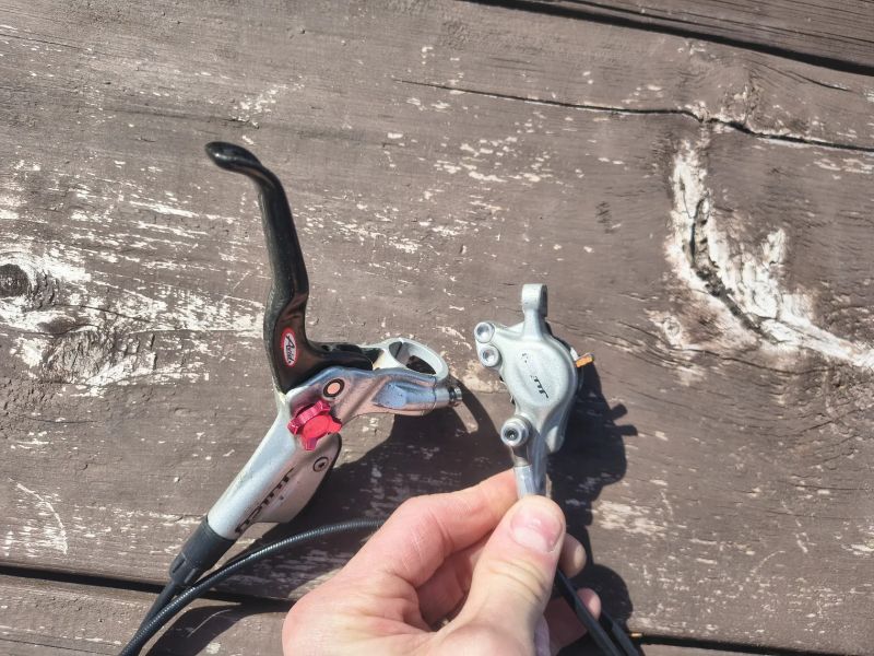 hydraulické brzdy Avid Juice 7 carbon