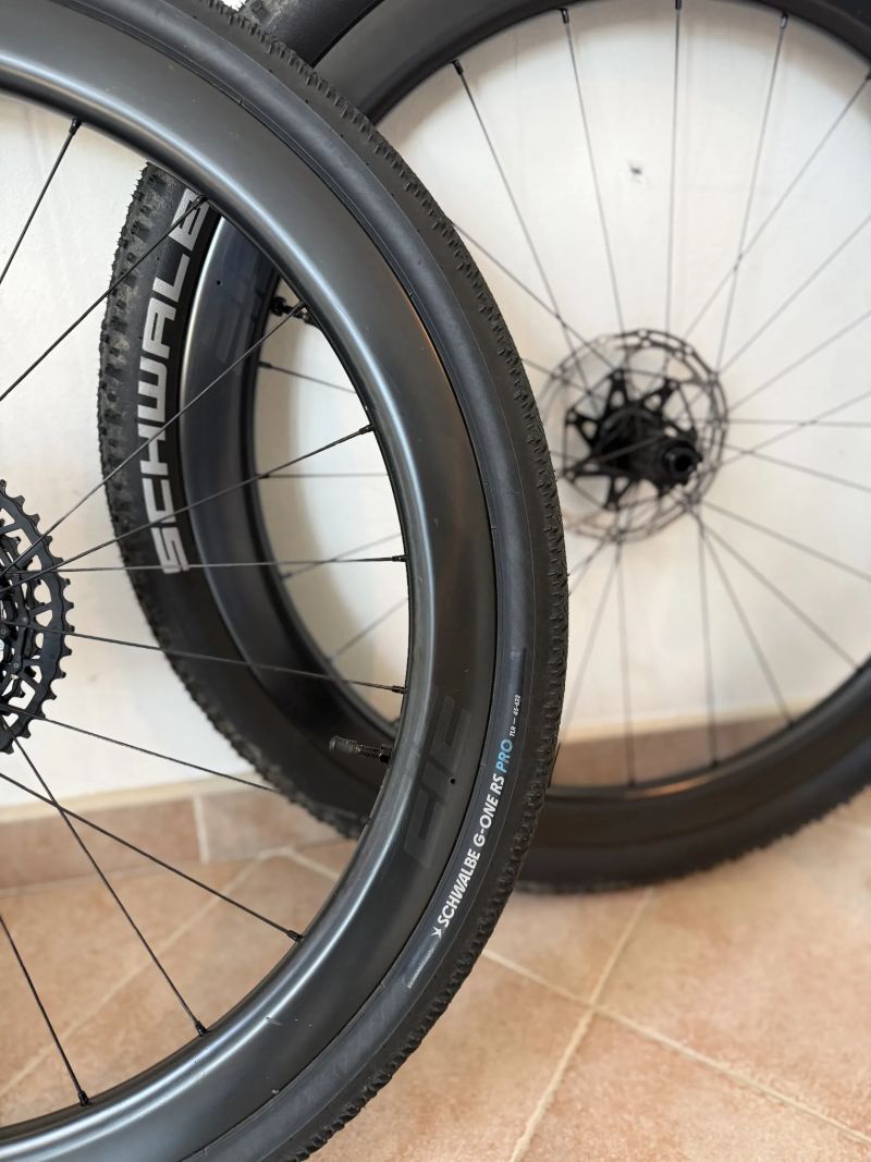 Gravel Zapletená karbonová kola EIE ARG45TC32H SL|