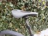 Cyklistické sedlo Specialized S-Works Power Mirror 143 mm + PŘILBA Bell zdarma