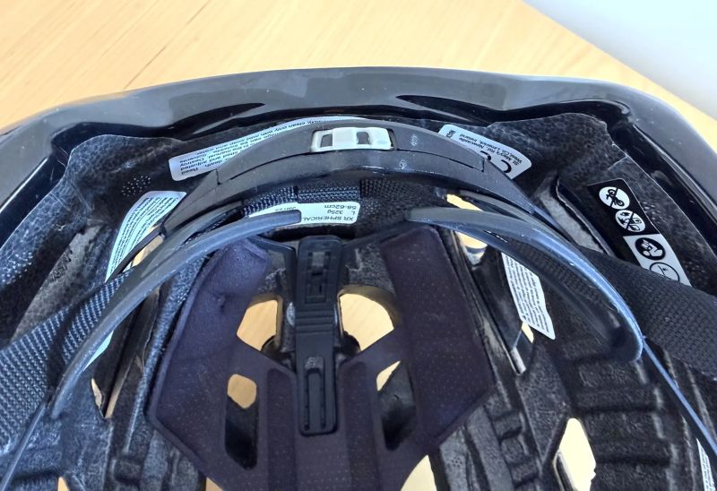 Cyklistické sedlo Specialized S-Works Power Mirror 143 mm + PŘILBA Bell zdarma