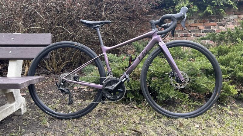 LIV Avail Advanced 2 - Sleva