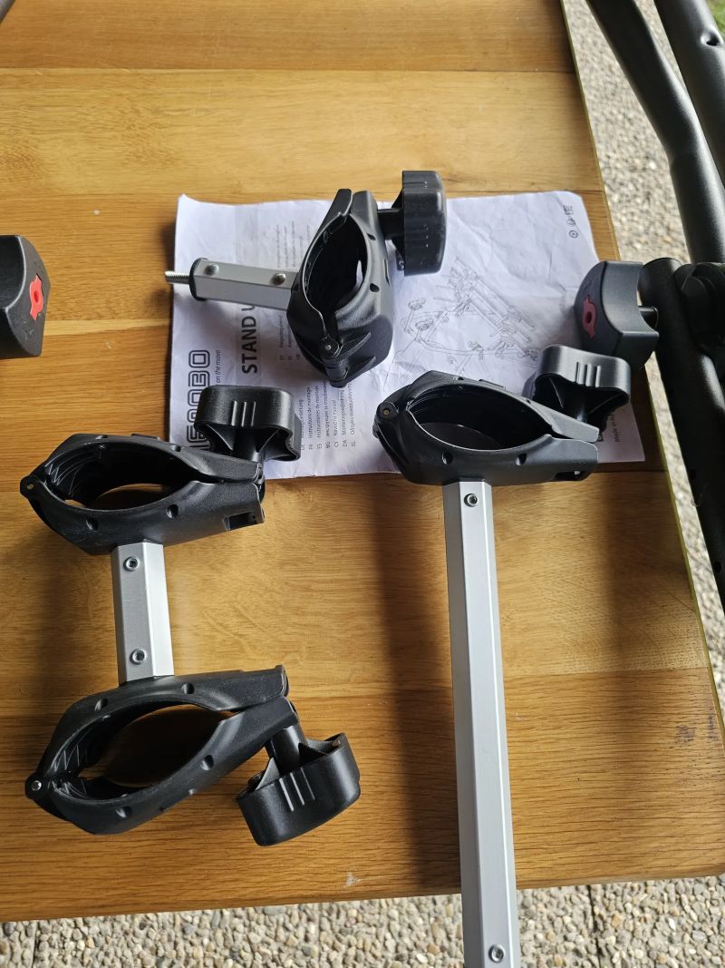 NOVÝ NOSIČ PRO 3KOLA NA ZADNÍ DVEŘE PC 5500,-