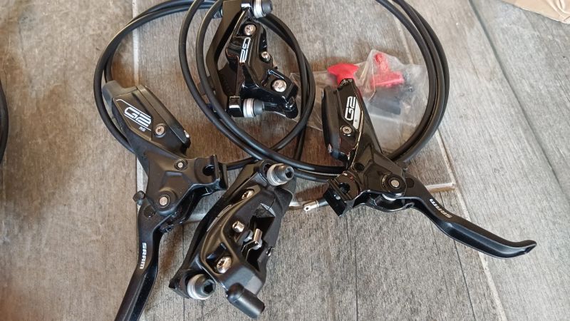 Brzdy SRAM LEVEL BRZ BRONZE a GRSC a CODE RS a LEVEL TLM