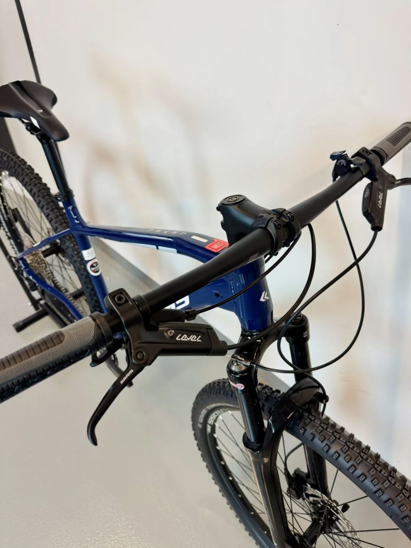 Horské kolo Kross Level 4.0 modrá - L