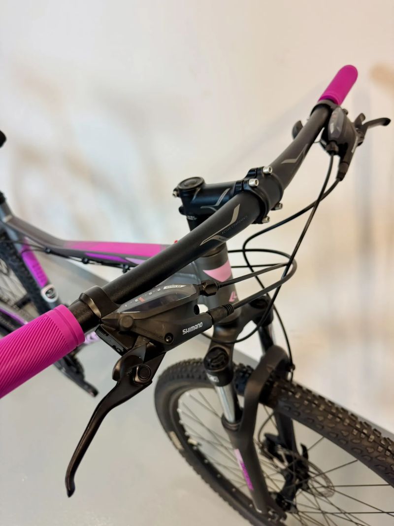 Dámské horské kolo Kross LEA 5.0 - M