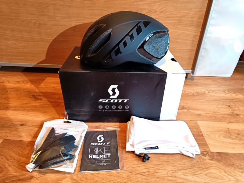 Silniční helma s MIPS SCOTT Candence Plus vel. L nová, nepoužitá, PC 4600 Kč