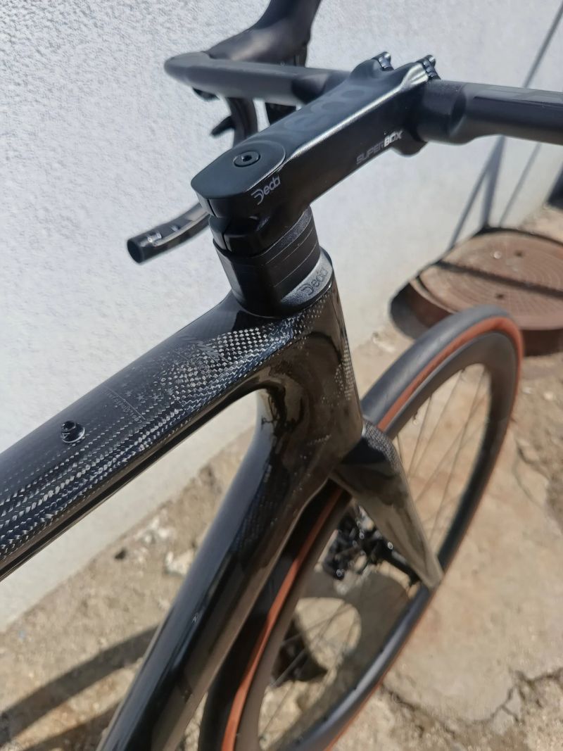 Time ALPE D'HUEZ X Gloss Carbon M + bike fit, možnost konfigurace