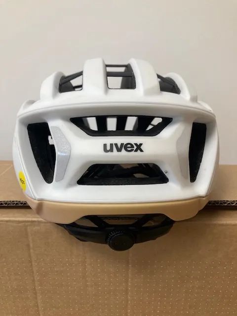 prodám cyklistickou helmu UVEX Surge Aero MIPS