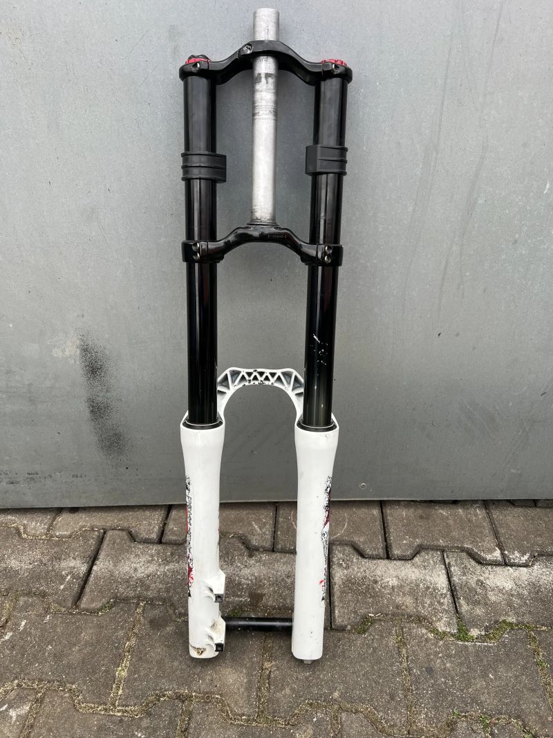 Marzocchi 888 rcv 200mm 