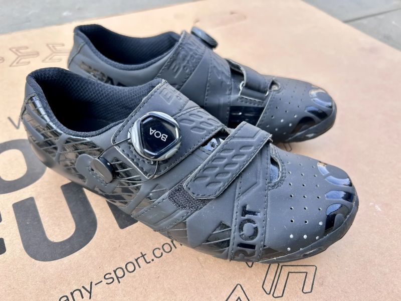 Silniční karbon tretry Bont Riot Road Boa 39 (37-38)