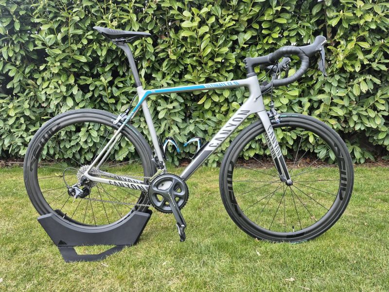 Canyon Ultimate CF SL 9