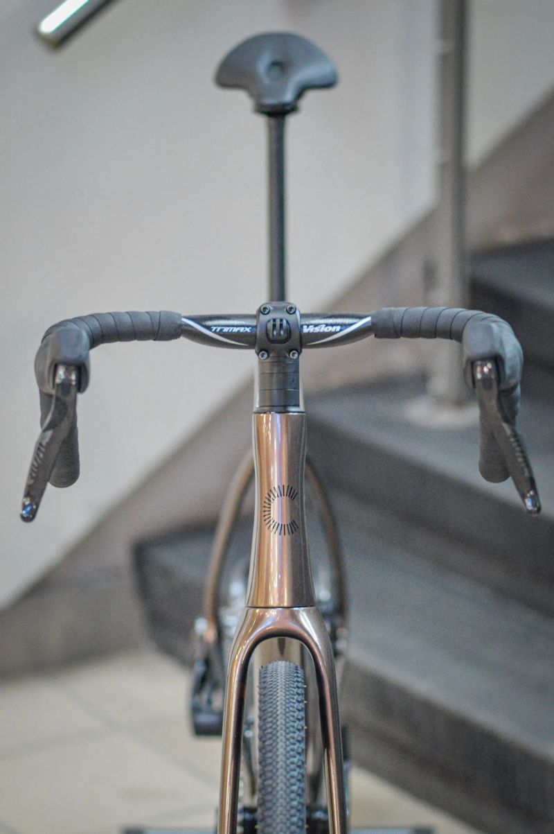 Prodám gravel zn. Cannondale SuperX 3 (Burnt Oxide), vel. rámu M (54 cm) 