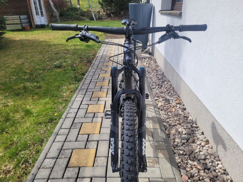 Canyon Neuron CF 9.0 SL (Vel. M) – Karbonová kola Reynolds, SRAM X01, G2 Brzdy