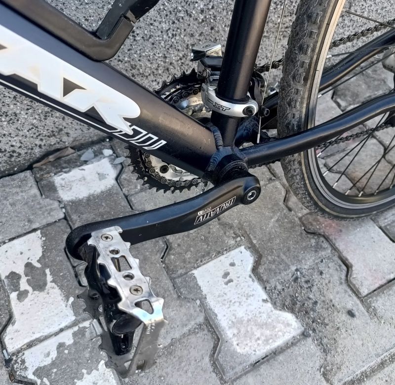 krosove kolo deore xt,22 palcu ram,185cm-200cm