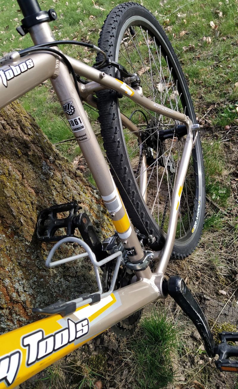 Trekové kolo Heavy Tools