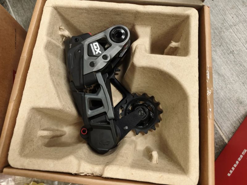 SRAM X0 a GX Transmission AXS Eagle 12s T-Type