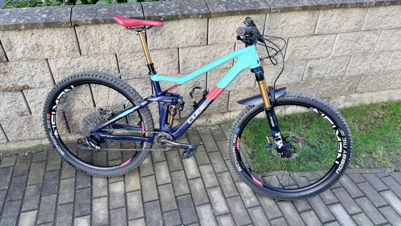 Cube STING WS 140 HPC SL, Fox Kashima, vel. M