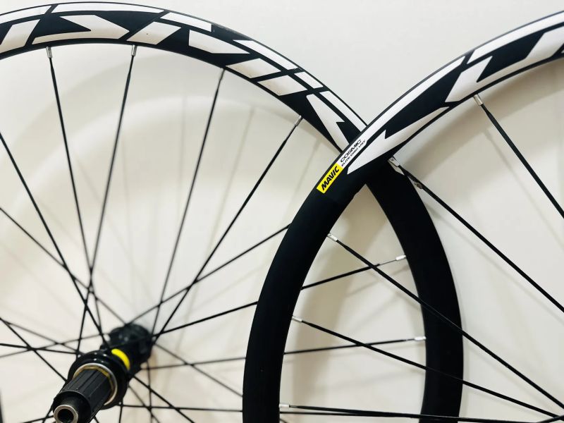 Mavic Cosmic Elite UST Disc 28”