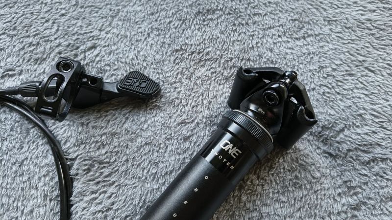 OneUp V3 Ø30.9 ↑210 <1rok 