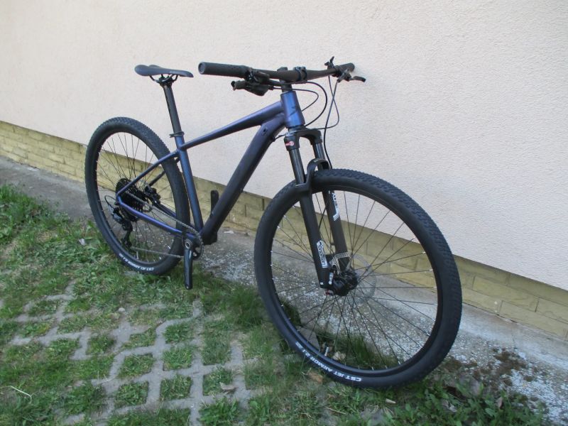 Nové 29" kolo na rámu MRX Sport TB25 17", vzduch. vidlice Suntour XCR, Shimano Deore 1x11, pevná osa