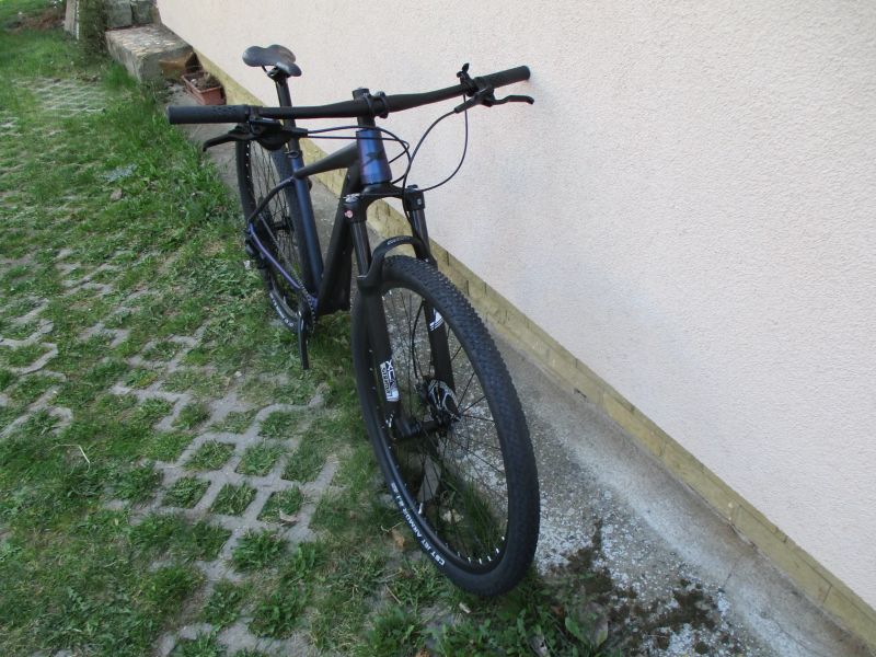 Nové 29" kolo na rámu MRX Sport TB25 17", vzduch. vidlice Suntour XCR, Shimano Deore 1x11, pevná osa