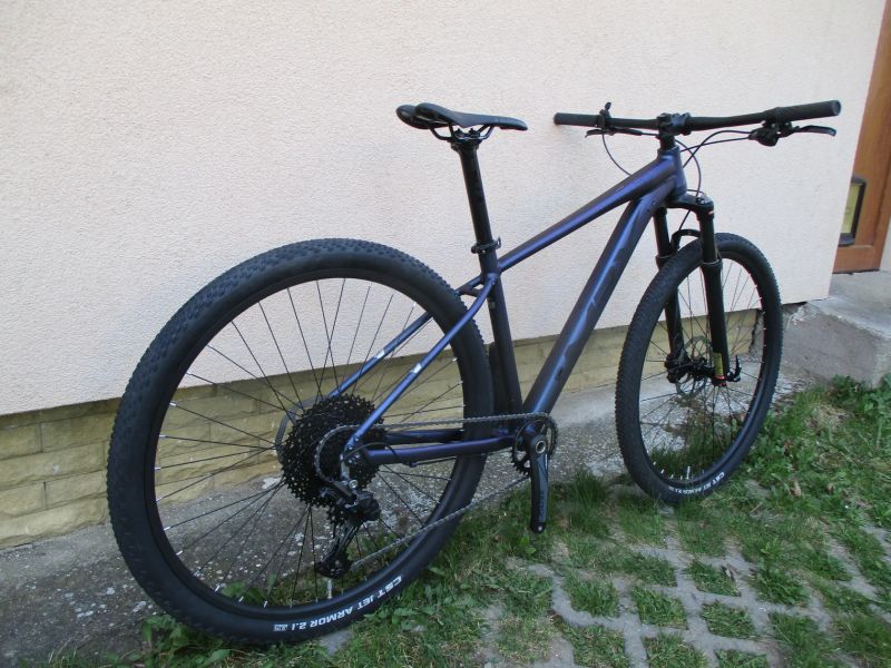 Nové 29" kolo na rámu MRX Sport TB25 17", vzduch. vidlice Suntour XCR, Shimano Deore 1x11, pevná osa