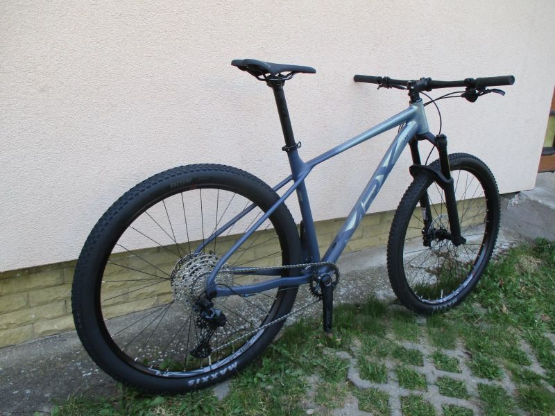 Nové lehké 29" kolo MRX Race 19,5", vidlice Manitou Machete air, Shimano SLX 1x12, BOOST pevné osy