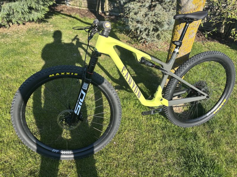 🔥 Prodám špičkové XC závodní kolo Canyon Lux World Cup CFR AXS