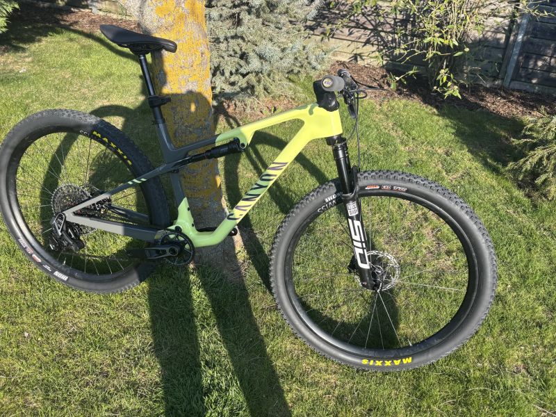 🔥 Prodám špičkové XC závodní kolo Canyon Lux World Cup CFR AXS