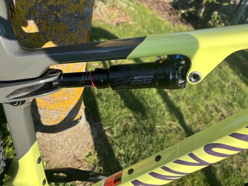 🔥 Prodám špičkové XC závodní kolo Canyon Lux World Cup CFR AXS