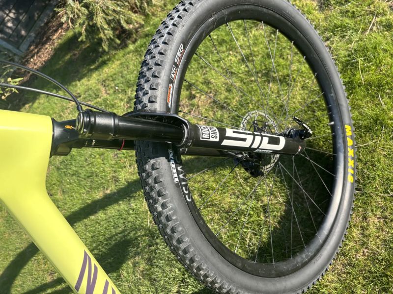 🔥 Prodám špičkové XC závodní kolo Canyon Lux World Cup CFR AXS