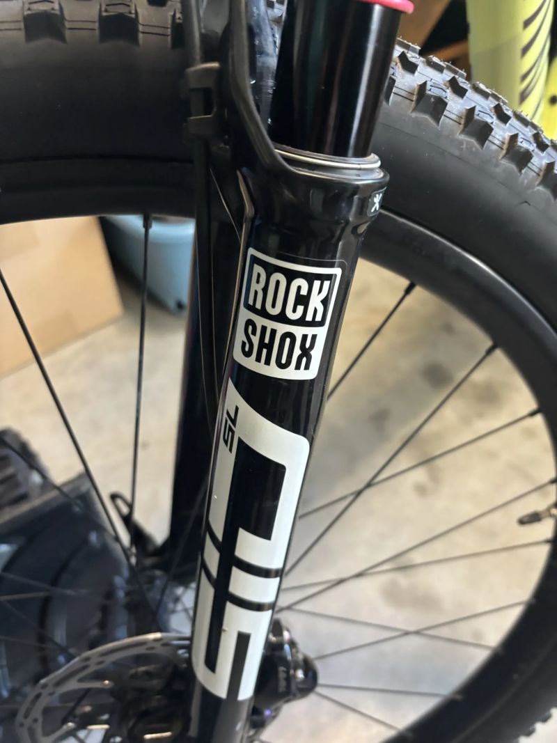 🔥 Prodám špičkové XC závodní kolo Canyon Lux World Cup CFR AXS