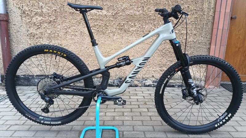 Canyon Spectral CF7 2024 "L"