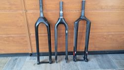 karbonové vidlice MTB 29" Specialized