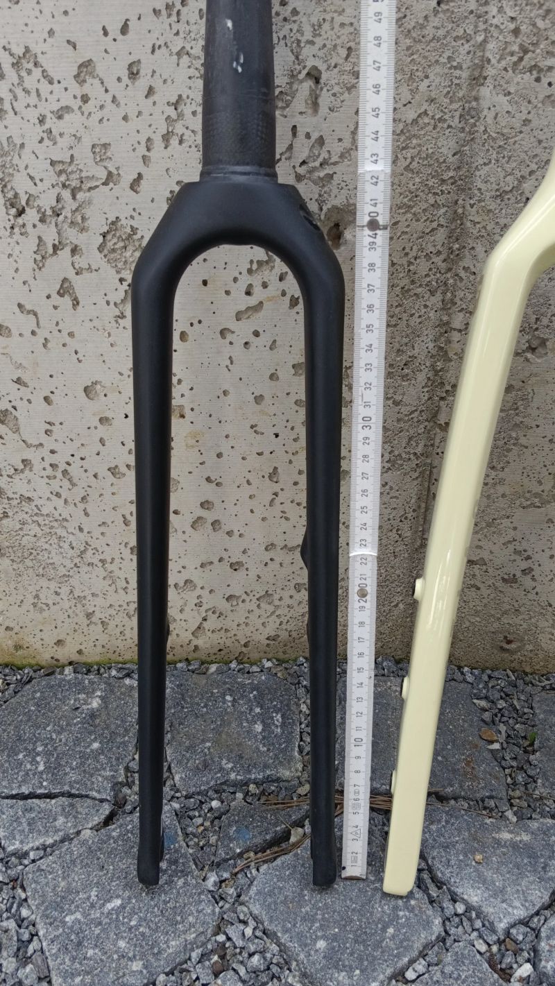 karbonové gravel vidlice CANYON a FOCUS