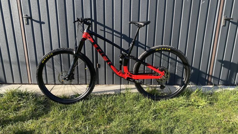Horské kolo Trek Fuel EX 7 NX