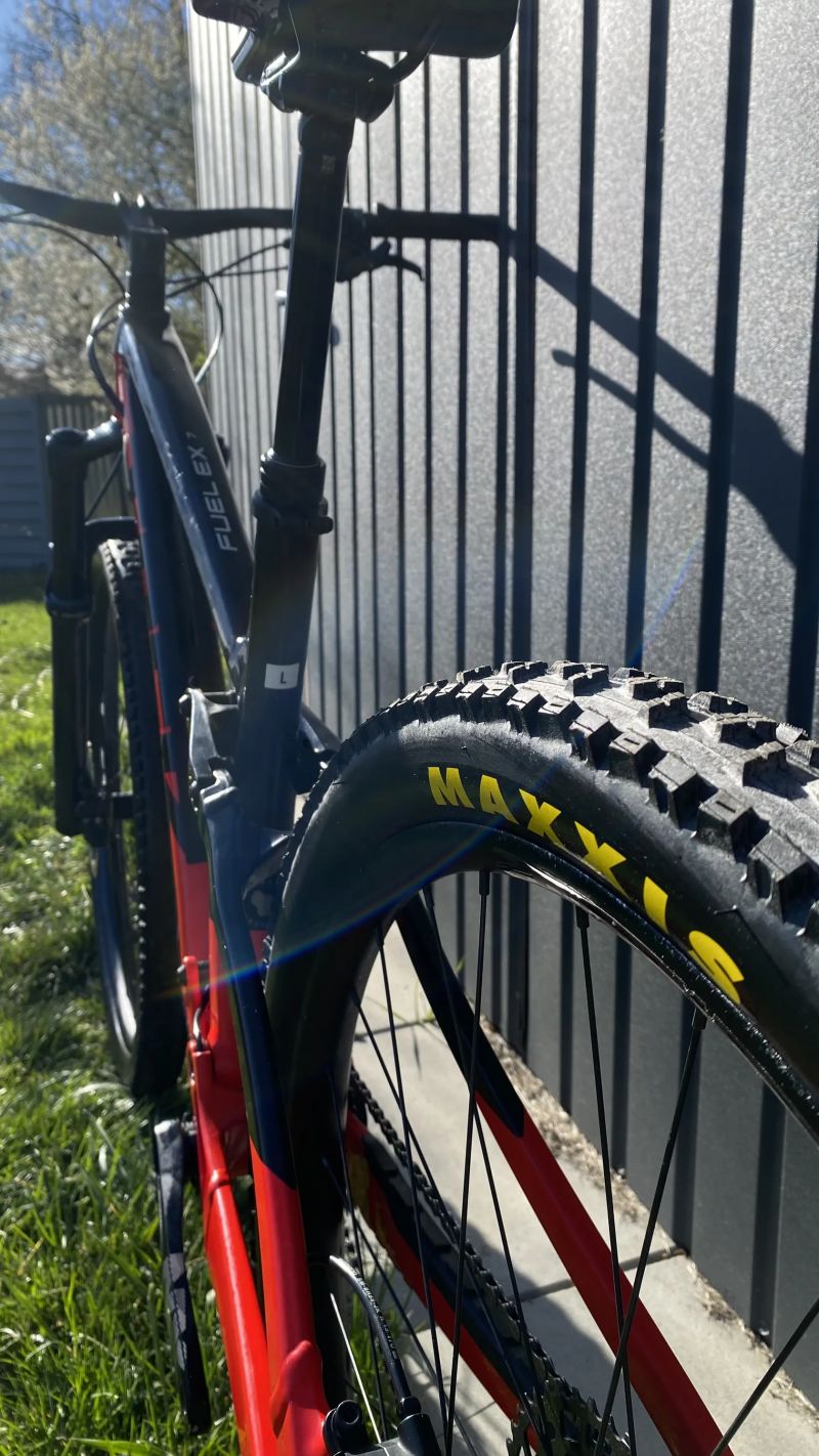 Horské kolo Trek Fuel EX 7 NX