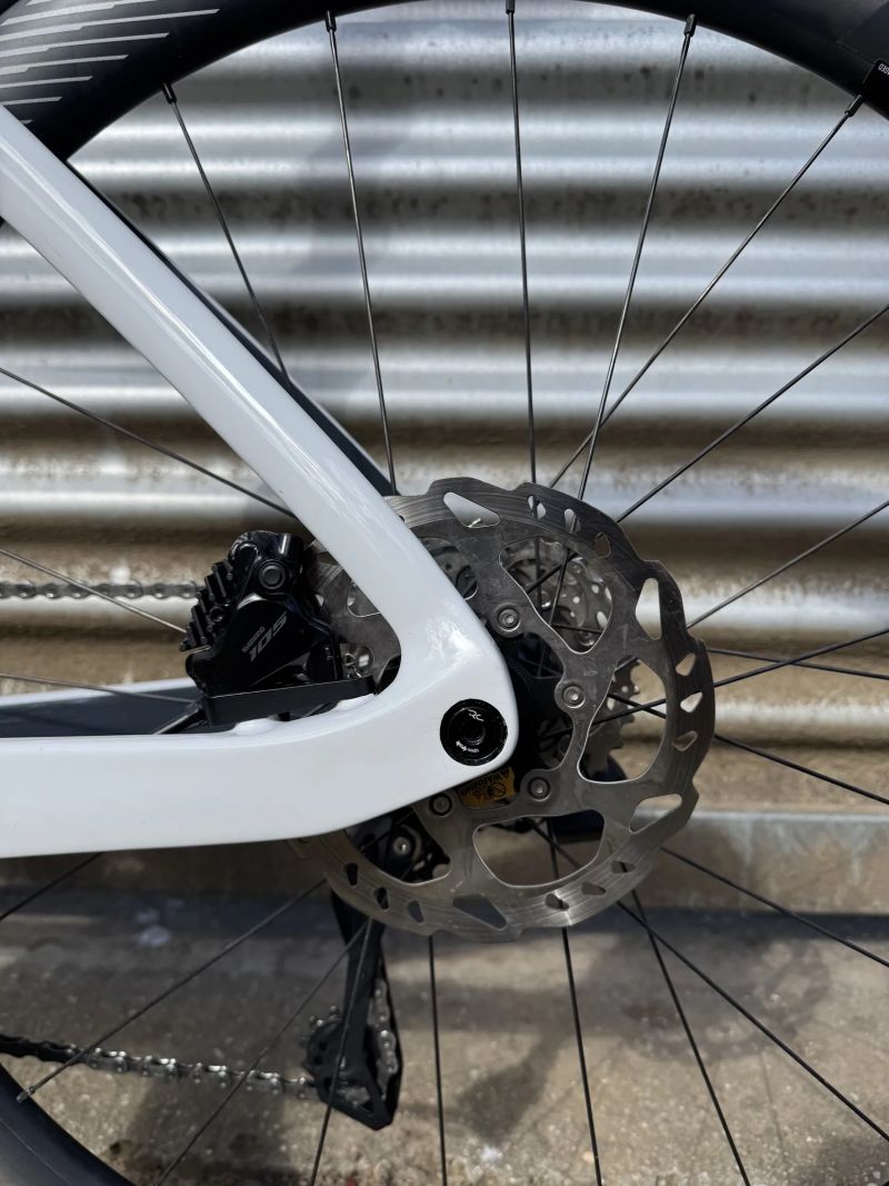 Bianchi Oltre - ZÁNOVNÍ, SHIMANO Di2, WATTMETR