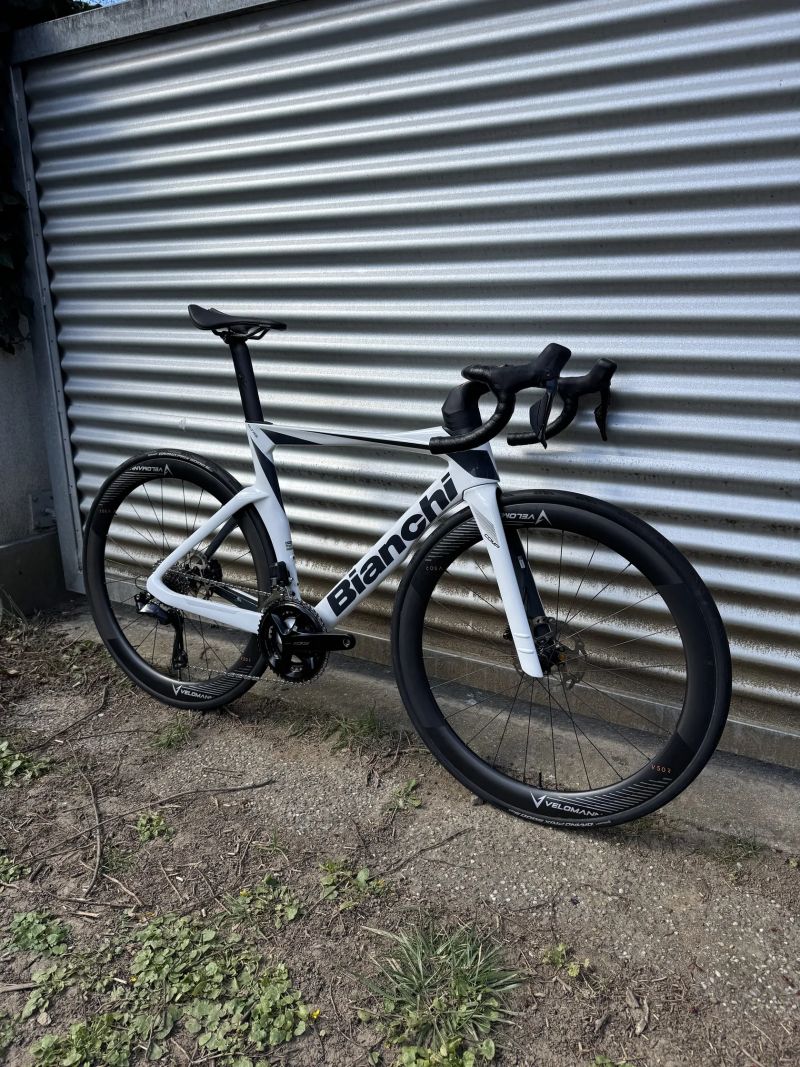 Bianchi Oltre - ZÁNOVNÍ, SHIMANO Di2, WATTMETR