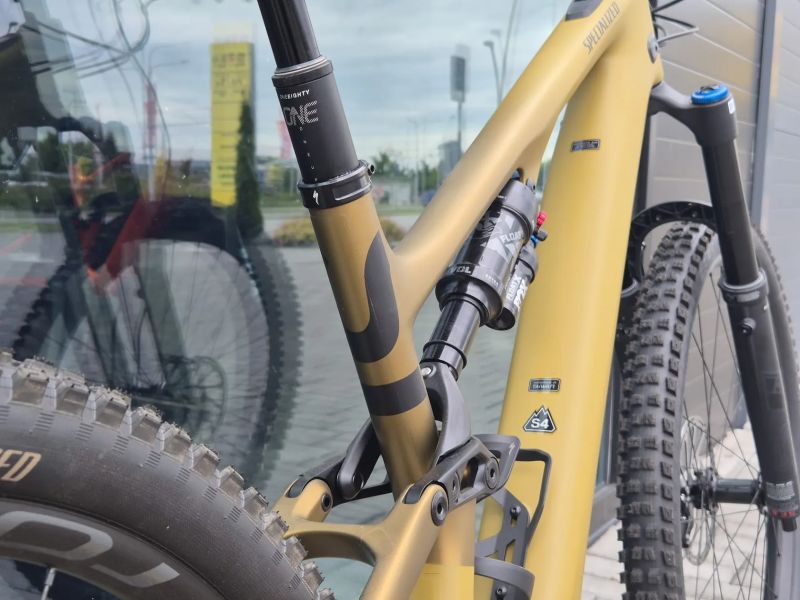 Specialized Turbo LEVO SL Expert 2025